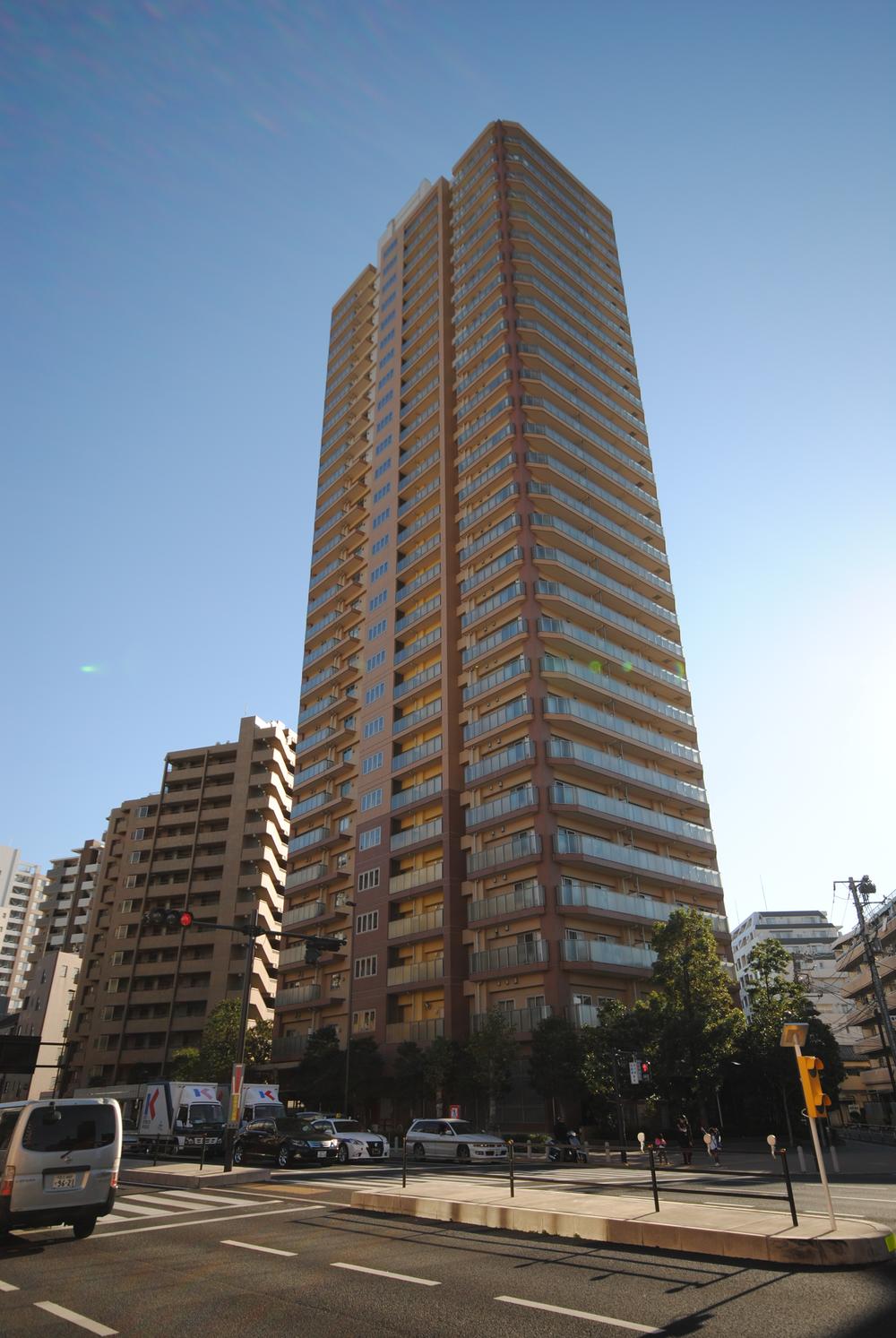 Local appearance photo. Local (11 May 2012) shooting