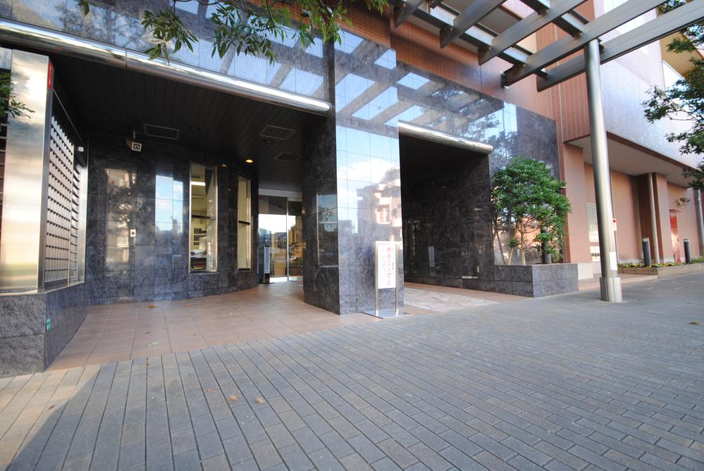 Local appearance photo. Local (11 May 2012) shooting