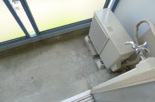 Balcony. Outdoor Laundry Area