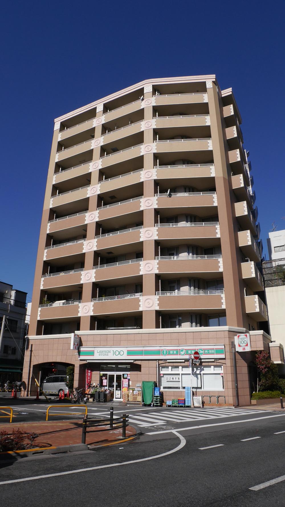 Local appearance photo. Local (12 May 2013) Shooting