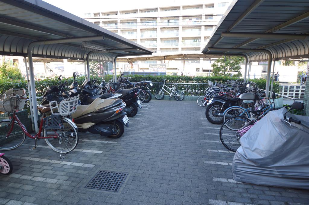 Other common areas. Bicycle & bike shelter