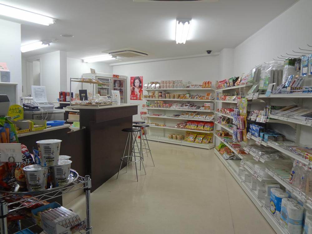 Other common areas. Common areas (mini-shop)