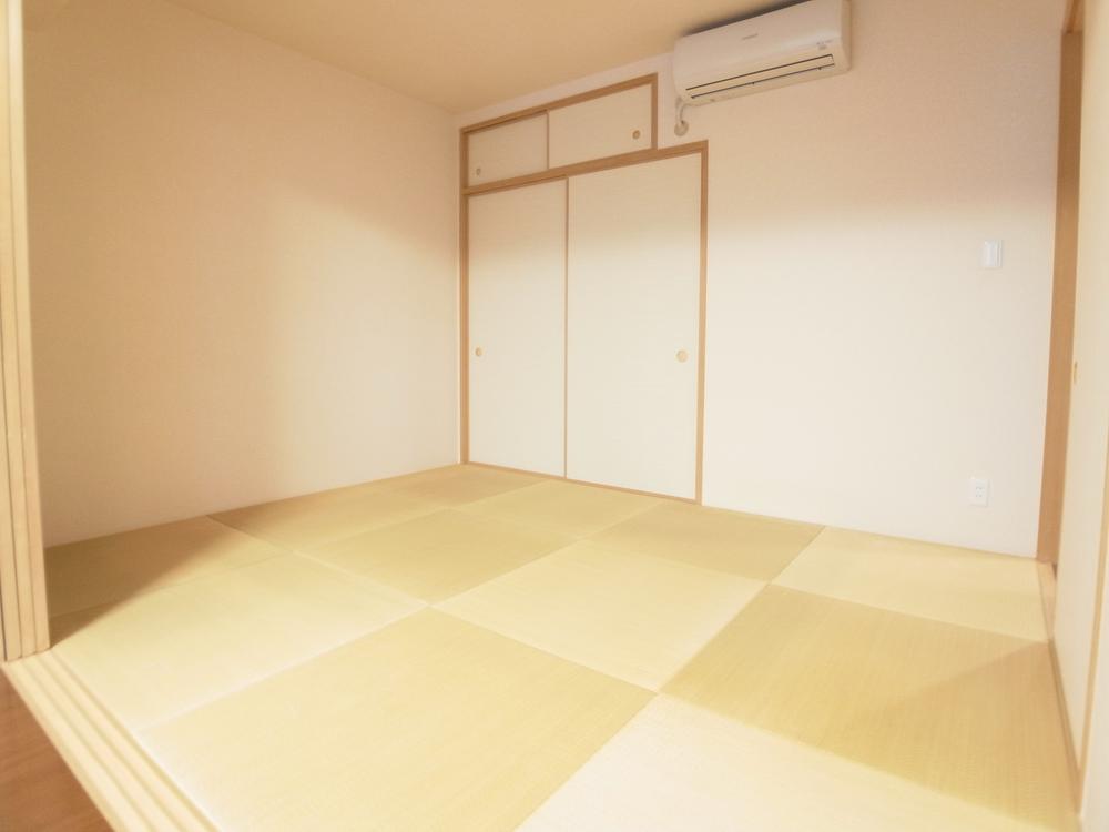 Non-living room. Indoor (10 May 2013) Shooting Japanese-style room