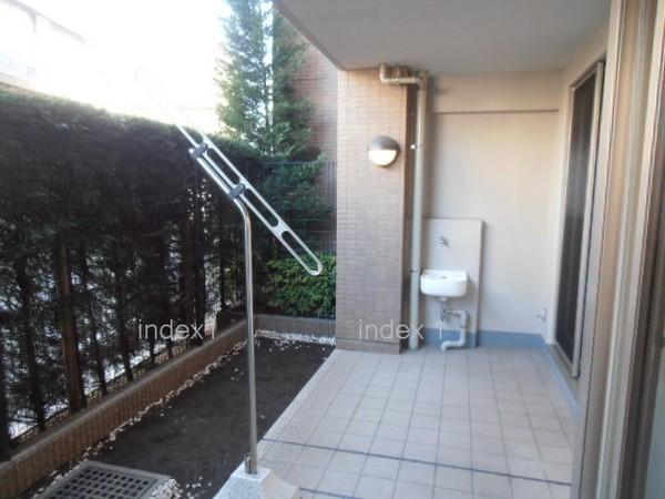 Balcony. The terrace has a filling port