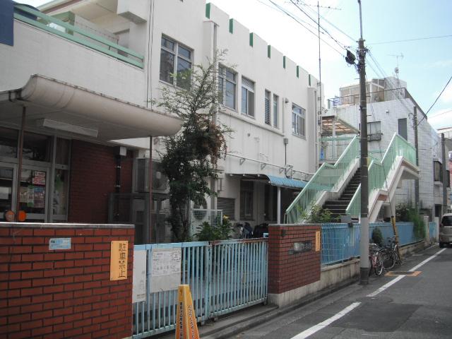 kindergarten ・ Nursery. 205m to Takamatsu second nursery