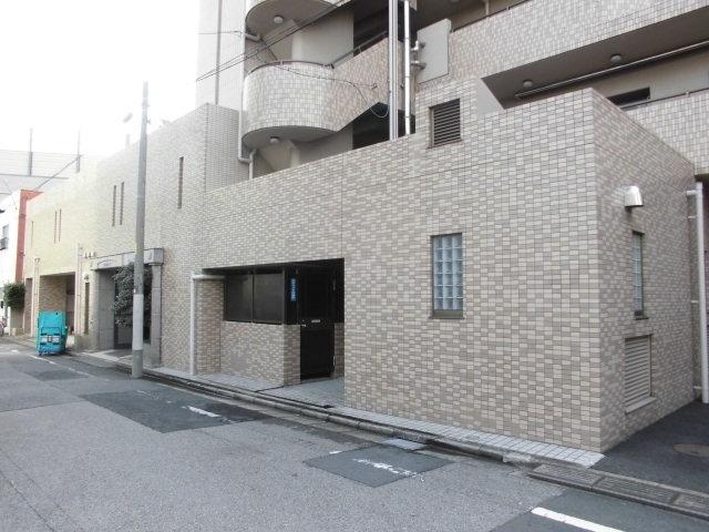 Local appearance photo