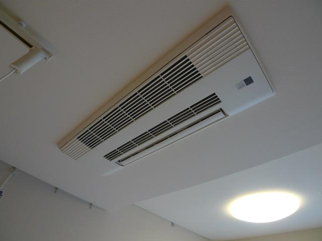 Non-living room. Indoor (11 May 2013) Shooting