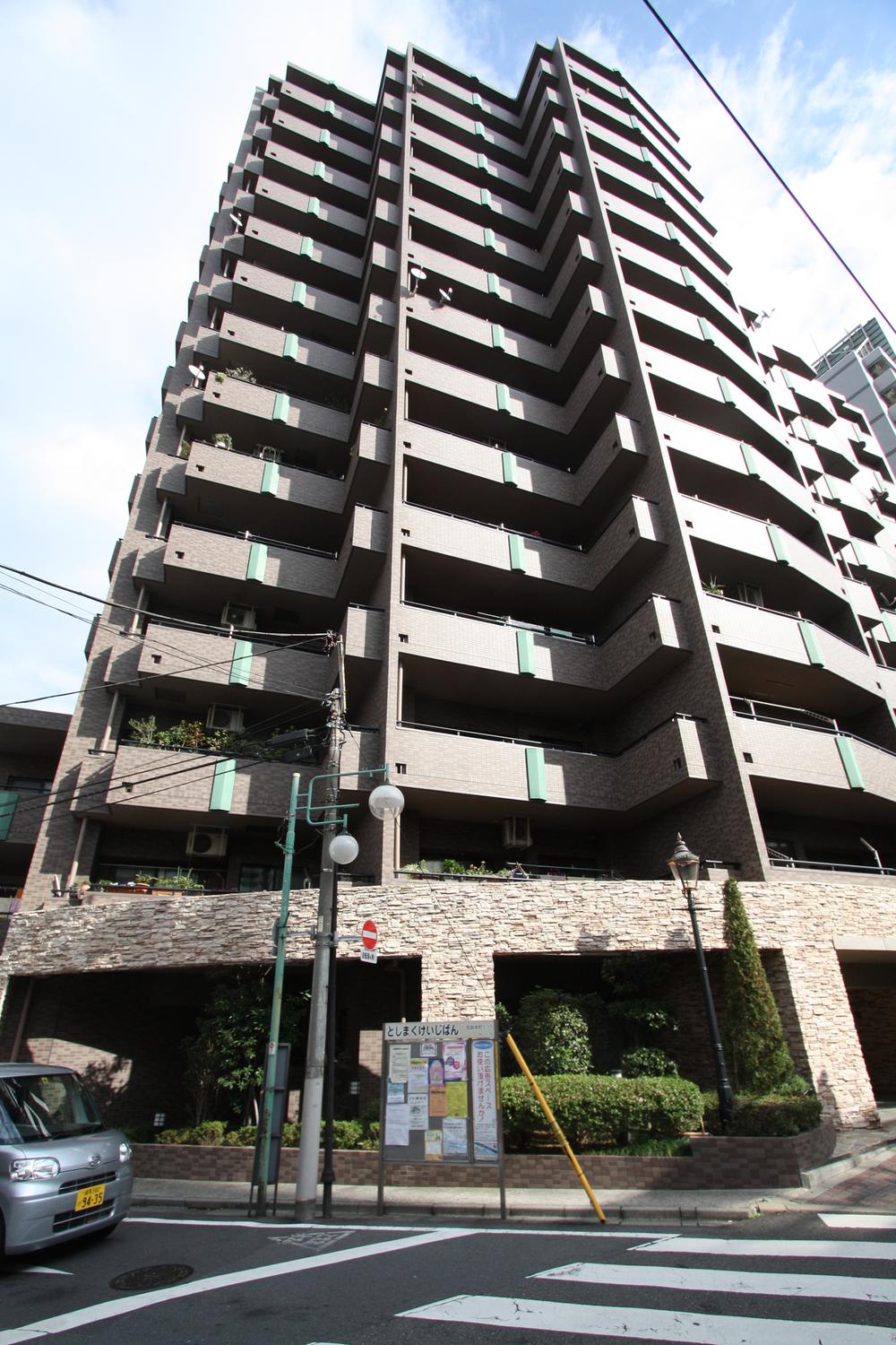 Local appearance photo. Local (11 May 2013) Shooting