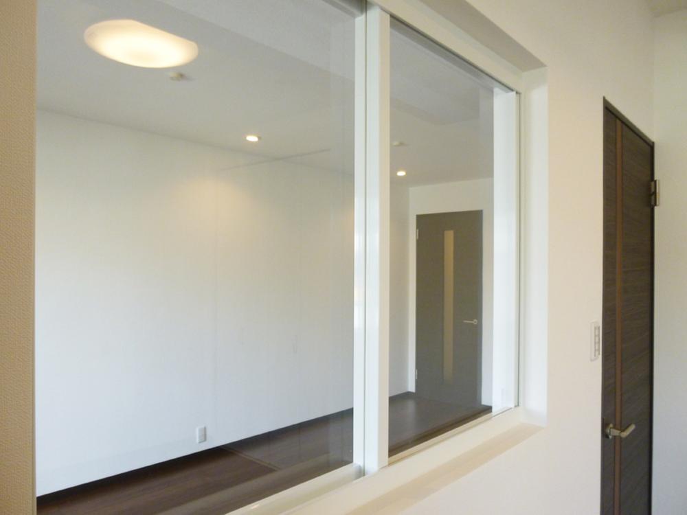 Non-living room. Indoor (10 May 2013) Shooting