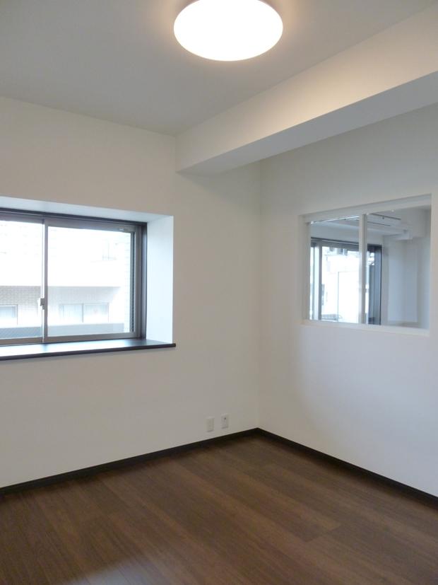 Non-living room. Indoor (10 May 2013) Shooting