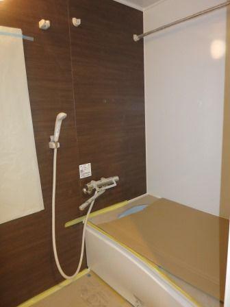 Bathroom. ~ 12 / 23 is a state in the interior construction work ~