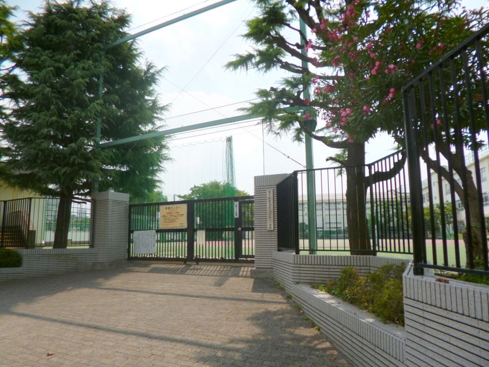 Primary school. 1066m to Ikebukuro second elementary school (elementary school)