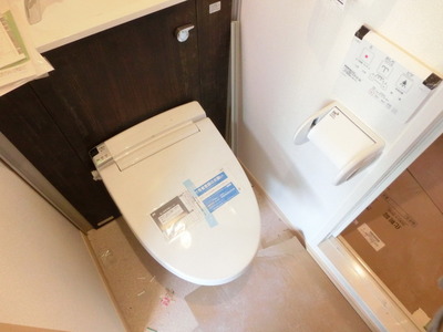 Toilet.  ☆ Tankless type of Lavatories ☆