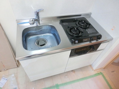 Kitchen.  ☆ Two-burner gas stove with kitchen ☆