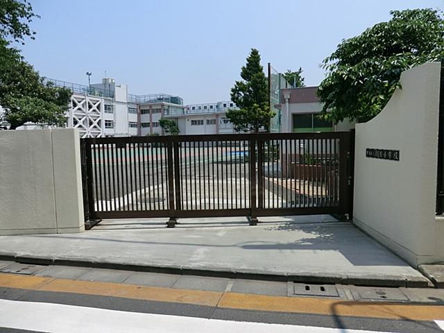 Primary school. 272m to Asahi Elementary School