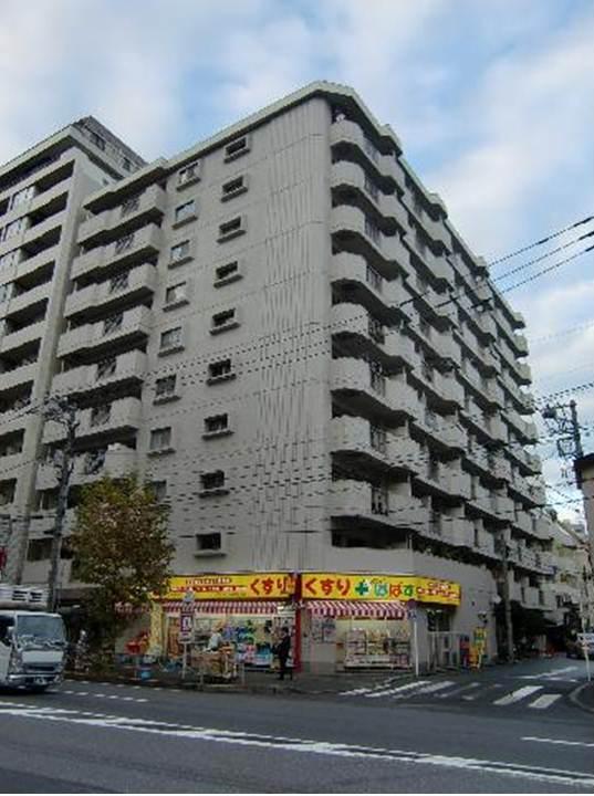 Local appearance photo. Local (10 May 2013) Shooting