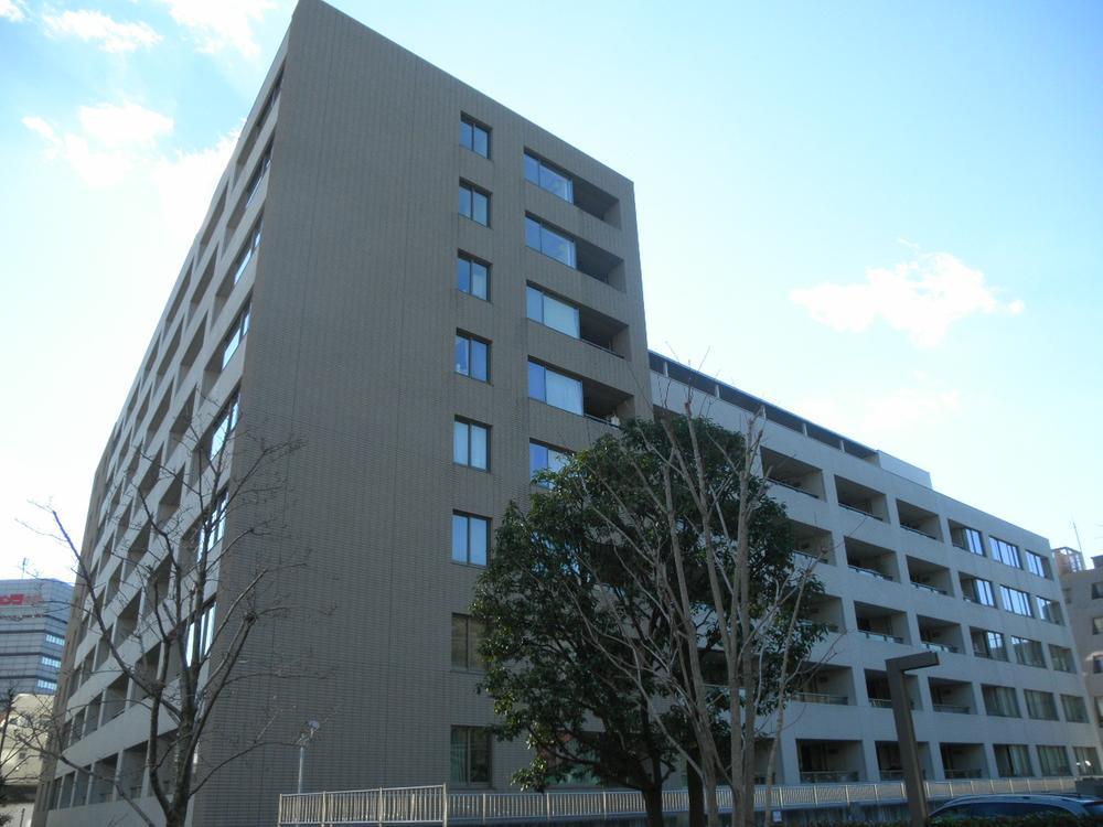 Local appearance photo. Local (12 May 2013) Shooting