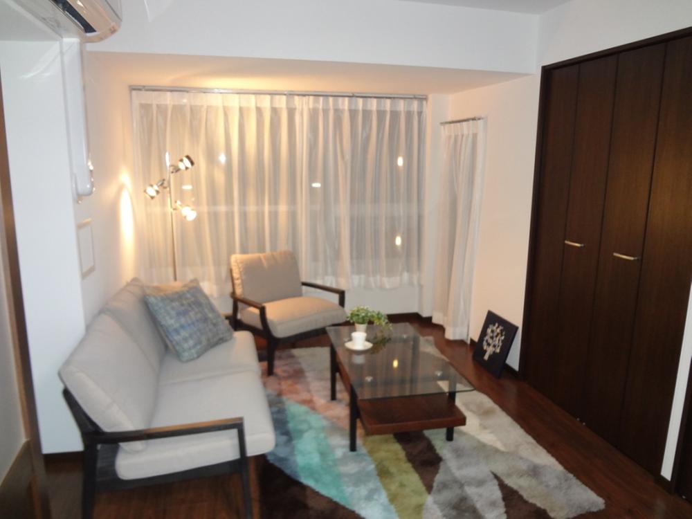 Non-living room. Indoor (11 May 2013) Shooting