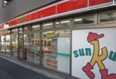 Convenience store. Thanks Minamiotsuka 3-chome up (convenience store) 160m