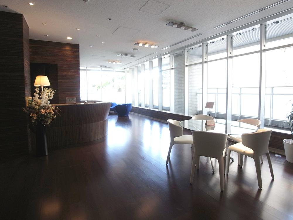 Other common areas. Lounge