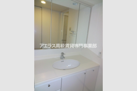 Toshima-ku, Tokyo Minamiikebukuro 2