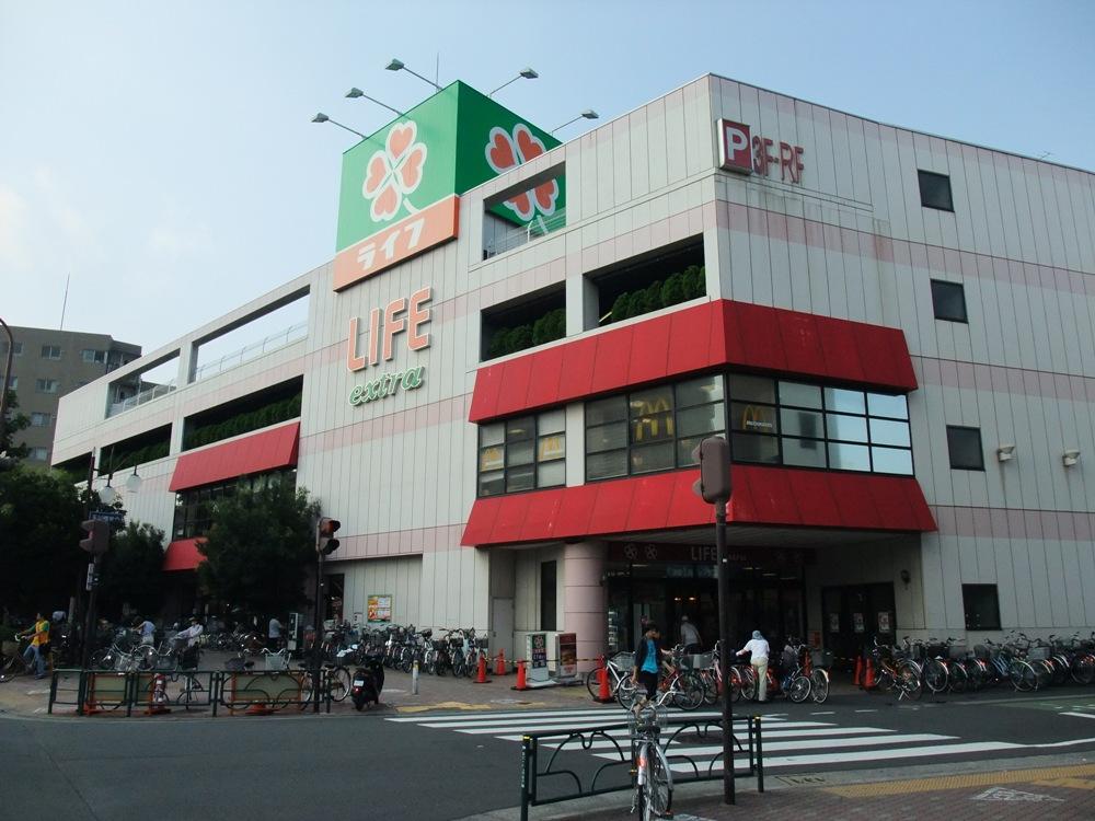 Supermarket. Life Senkawa until Station shop 450m