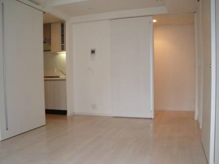 Living and room. Comforia Higashiikebukuro EAST