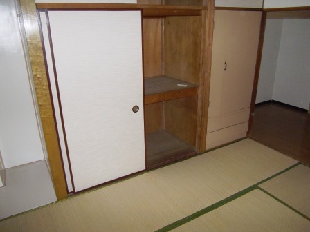 Other room space. Japanese style room