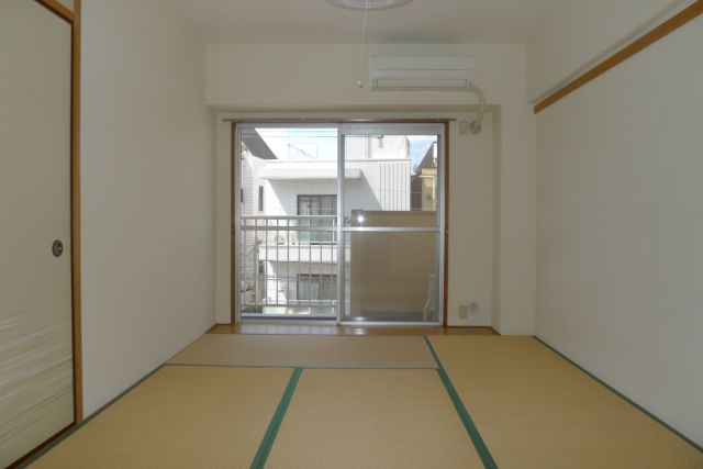 Living and room. Japanese-style rooms