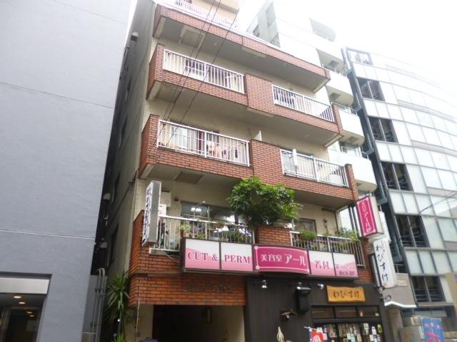 Local appearance photo