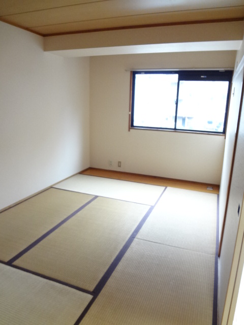 Other room space. Japanese-style room 6.5 tatami