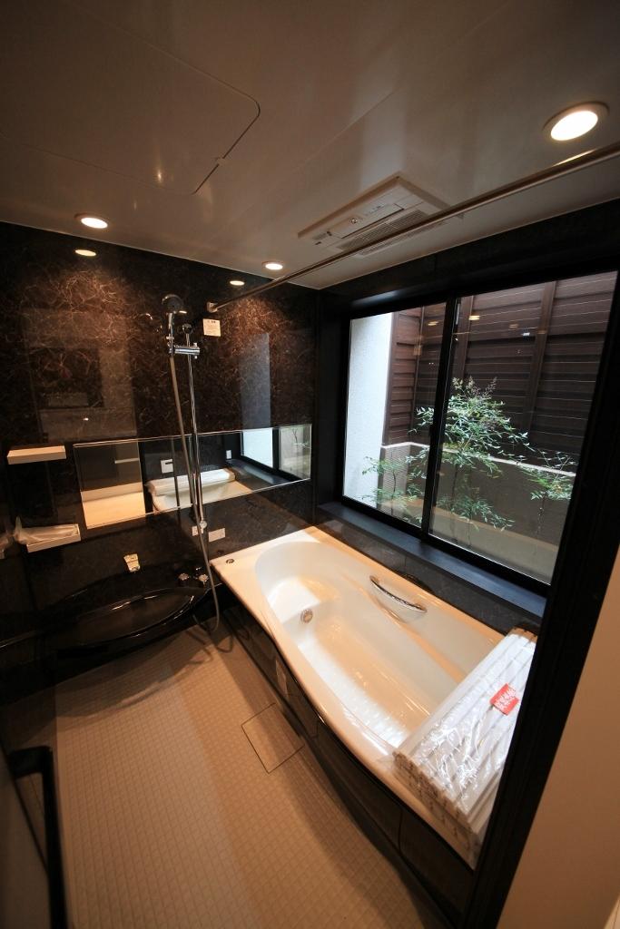 Same specifications photo (bathroom). The company example of construction (bathroom)