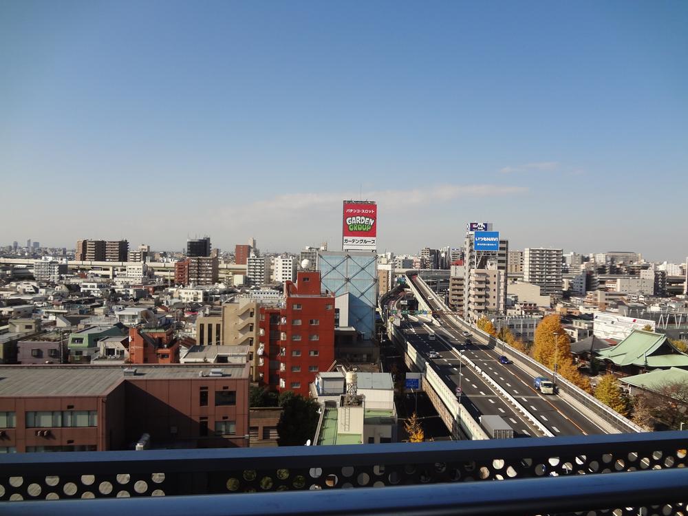 View photos from the dwelling unit. View from the site (December 2013) Shooting