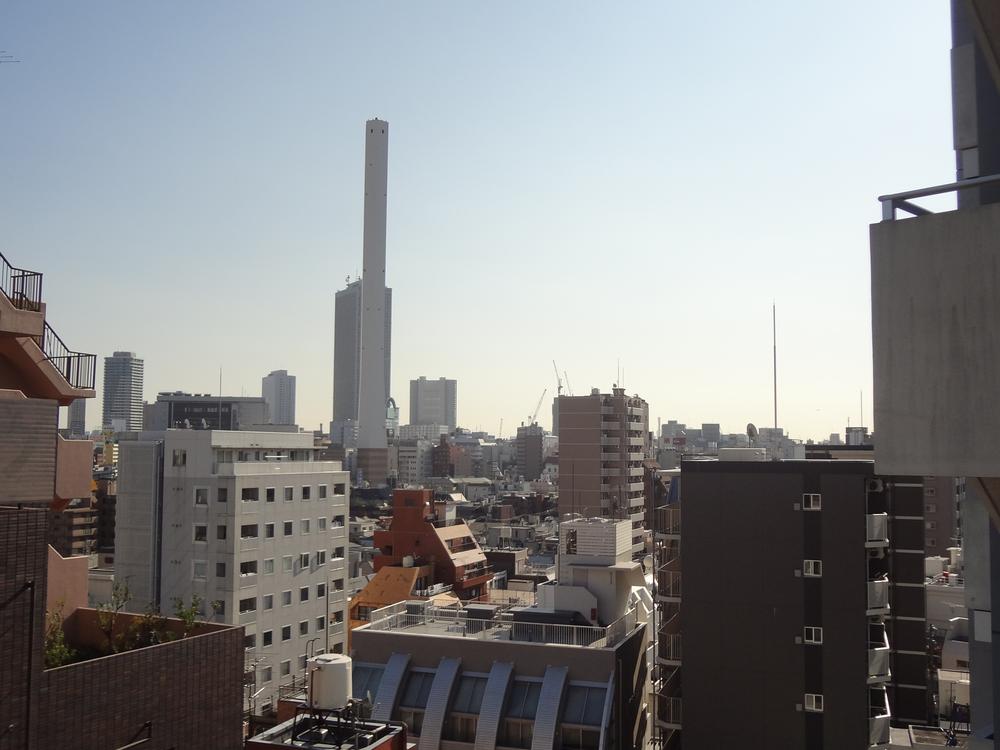 View photos from the dwelling unit. View from the site (December 2013) Shooting