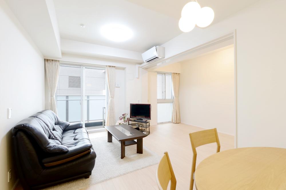 Living. Room (August 2013) Shooting