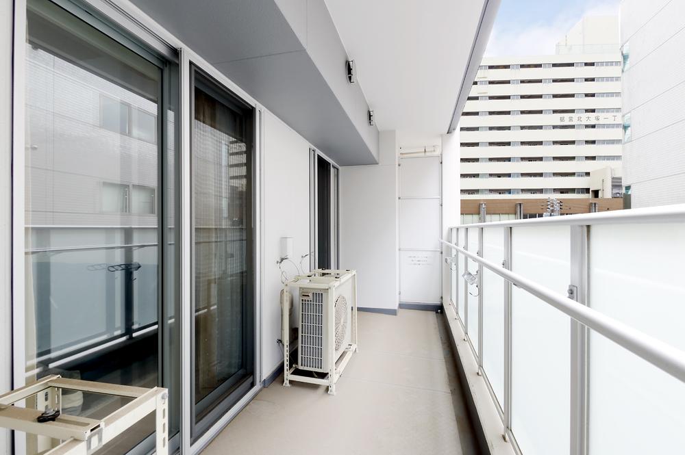 Balcony. Local (August 2013) Shooting