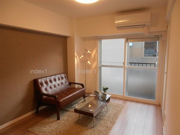 Non-living room. Comfortably spend in the air-conditioned