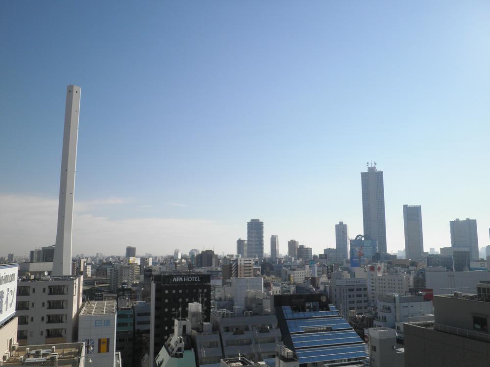 View photos from the dwelling unit. View from the site (November 2013) Shooting