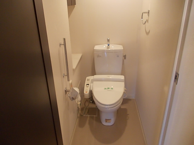 Toshima-ku, Tokyo Takamatsu 1