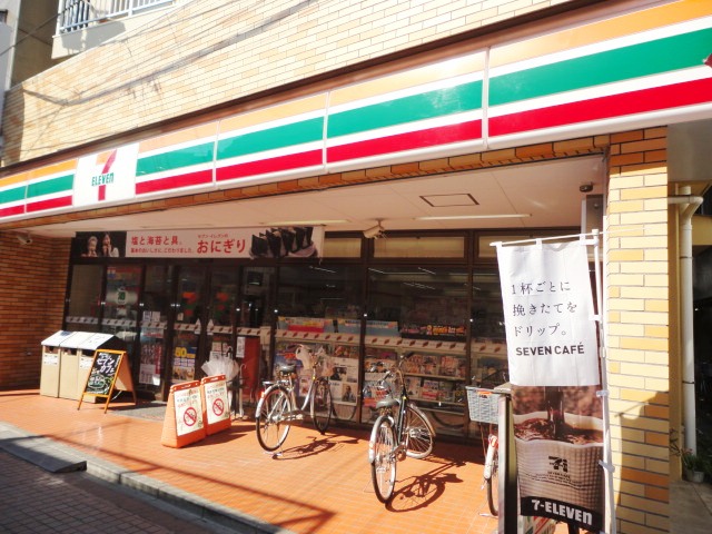 Convenience store. Seven-Eleven Toshima Komagome 7-chome up (convenience store) 55m