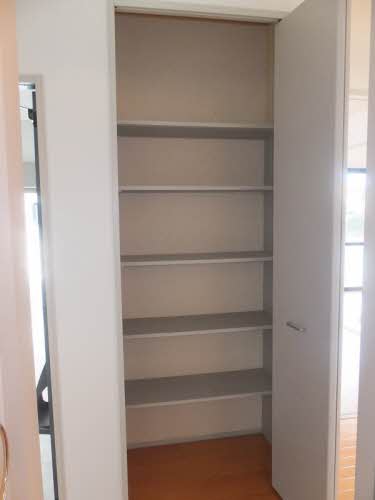 Receipt. Corridor storage. You can a lot of cleaning tools housed in the removal of the shelf.