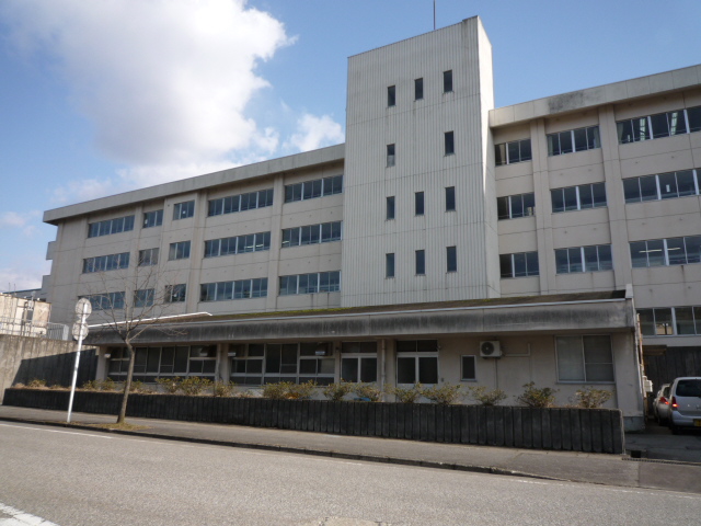 Junior high school. Imizu Municipal Kosugi south junior high school (junior high school) up to 1200m