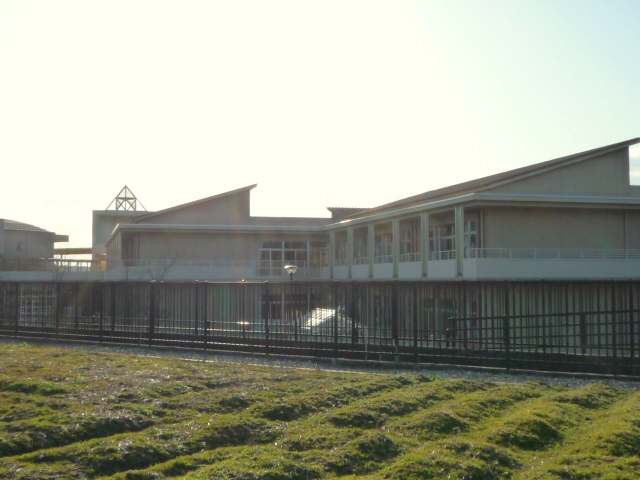 Primary school. 620m to Imizu Municipal Taikoyama elementary school (elementary school)