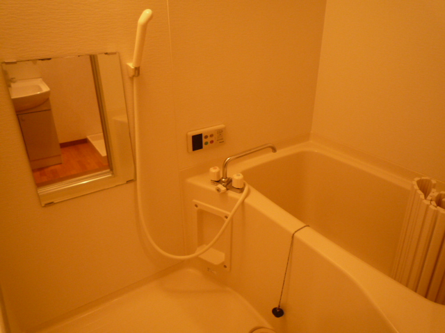 Bath. With a convenient bathroom ventilation dryer weather is bad ☆