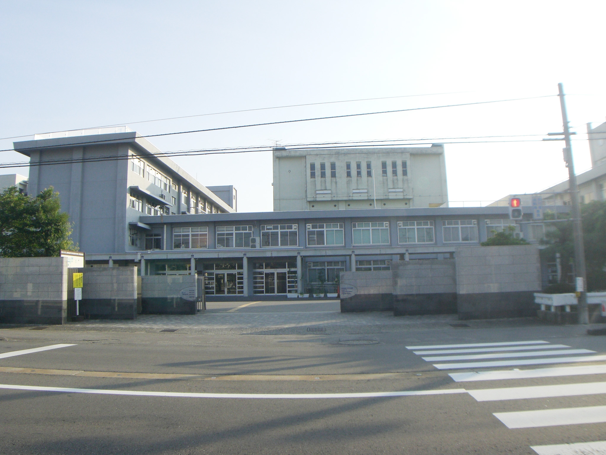 Primary school. 300m to the National University of Toyama Human Development Sciences University Elementary School (Elementary School)