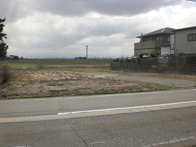 Local land photo. Store ・ Even office site