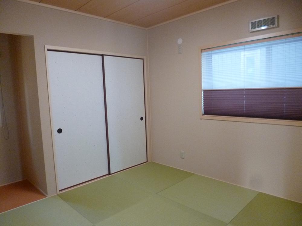 Other introspection. Japanese-style room, which is also in steep visitor can enter and leave directly from the front door that can correspond