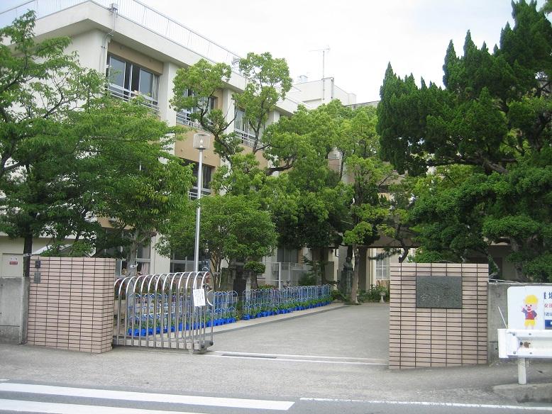 Primary school. Yasuhara up to elementary school (1600m) 1600m