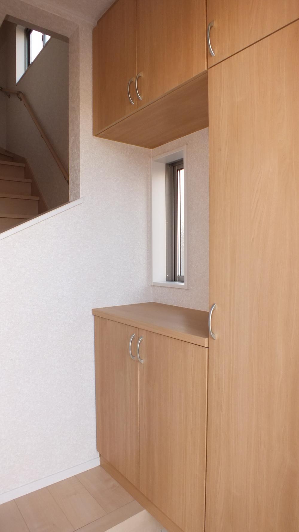 Entrance. ● same specifications ●