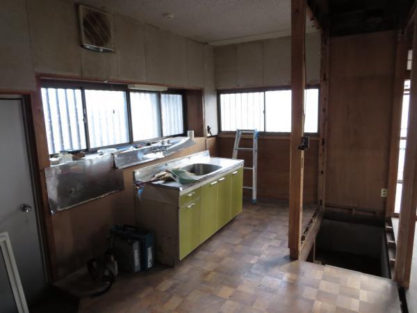 Kitchen. Exchange in Takara kitchen